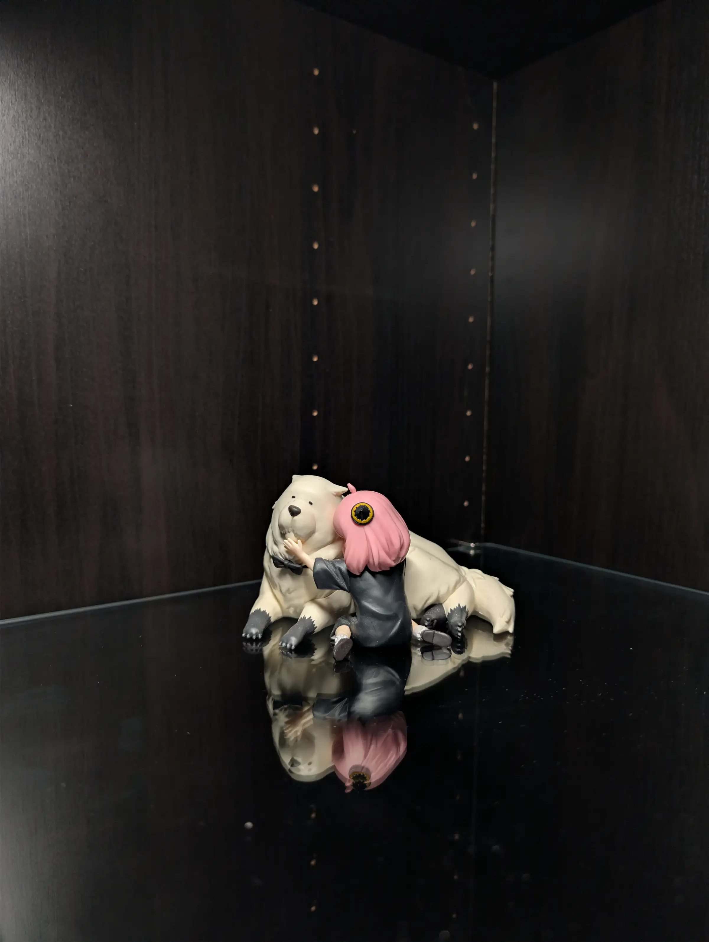 Image of figure Break Time Anya and Bond