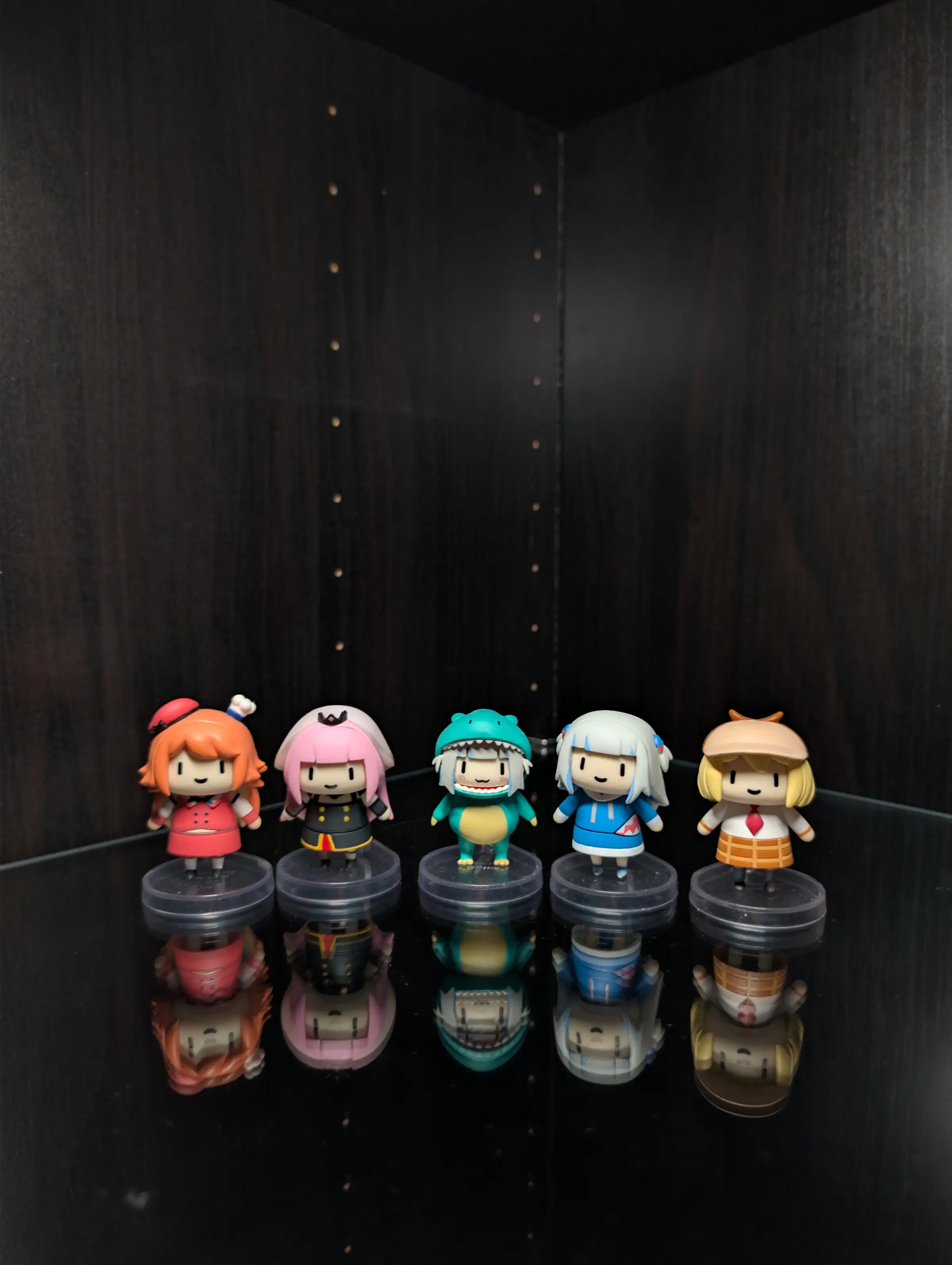 Image of figure Smol Myth