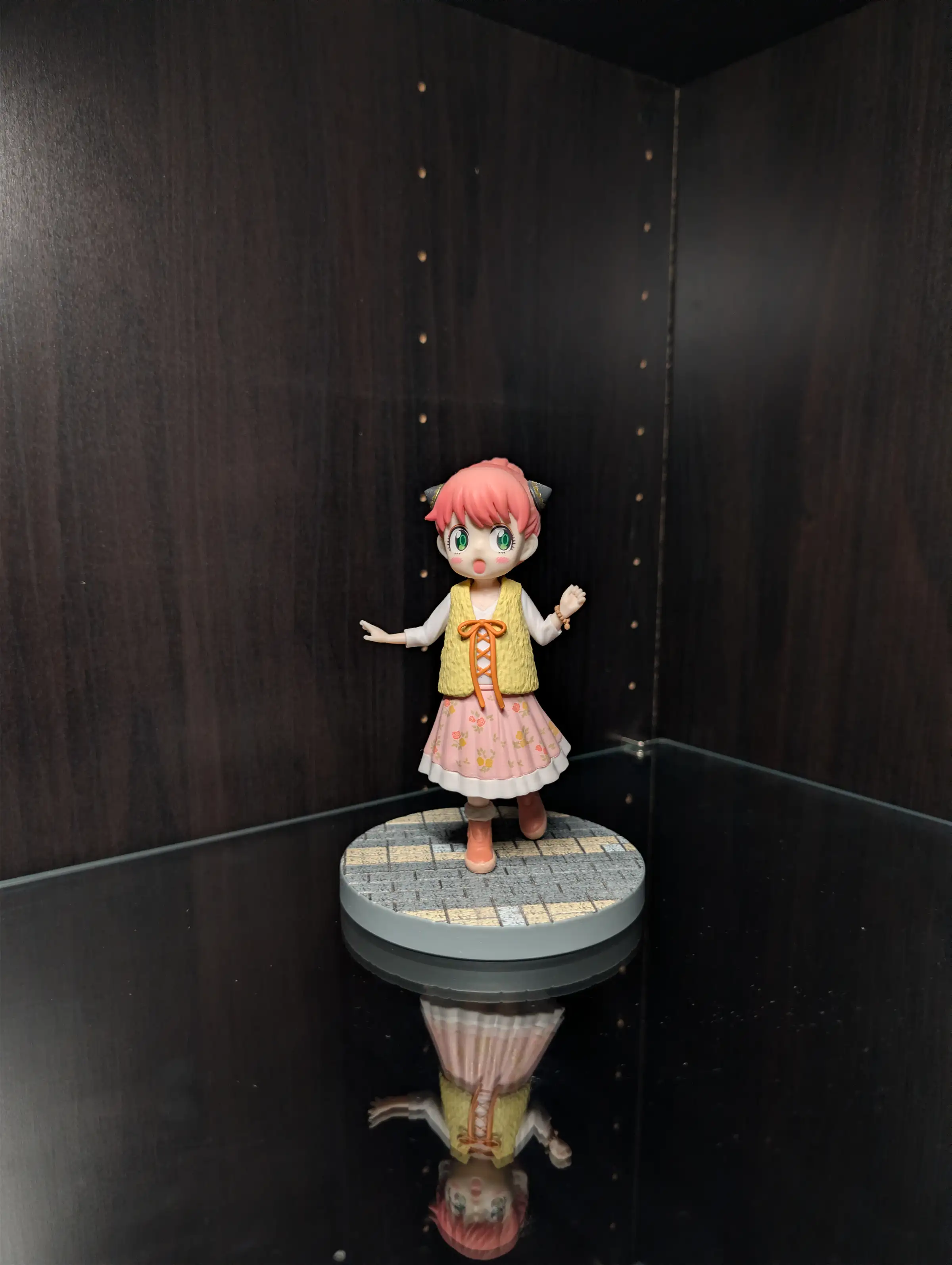 Image of figure Bun Anya