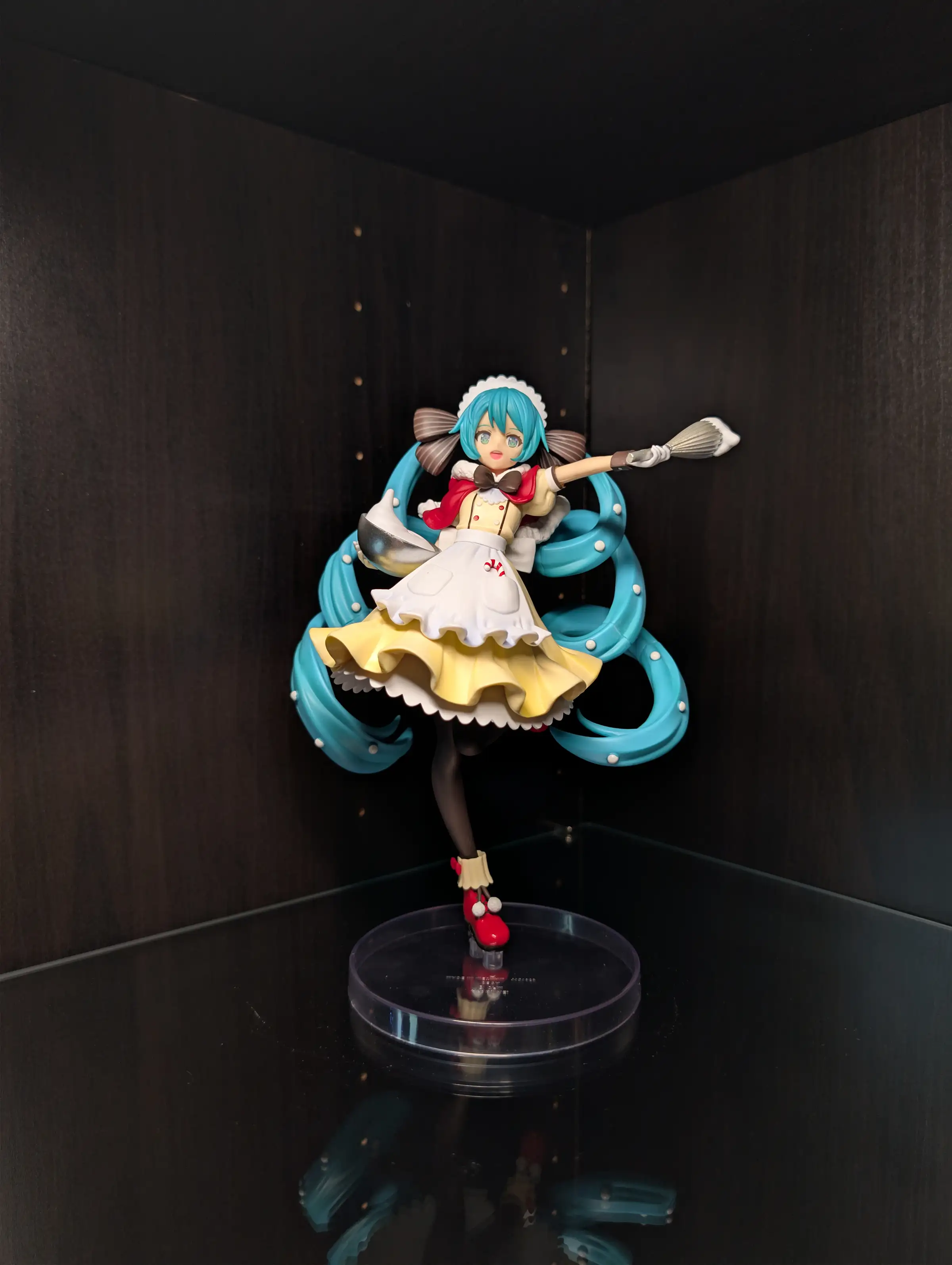 Image of figure Christmas Miku (2025)