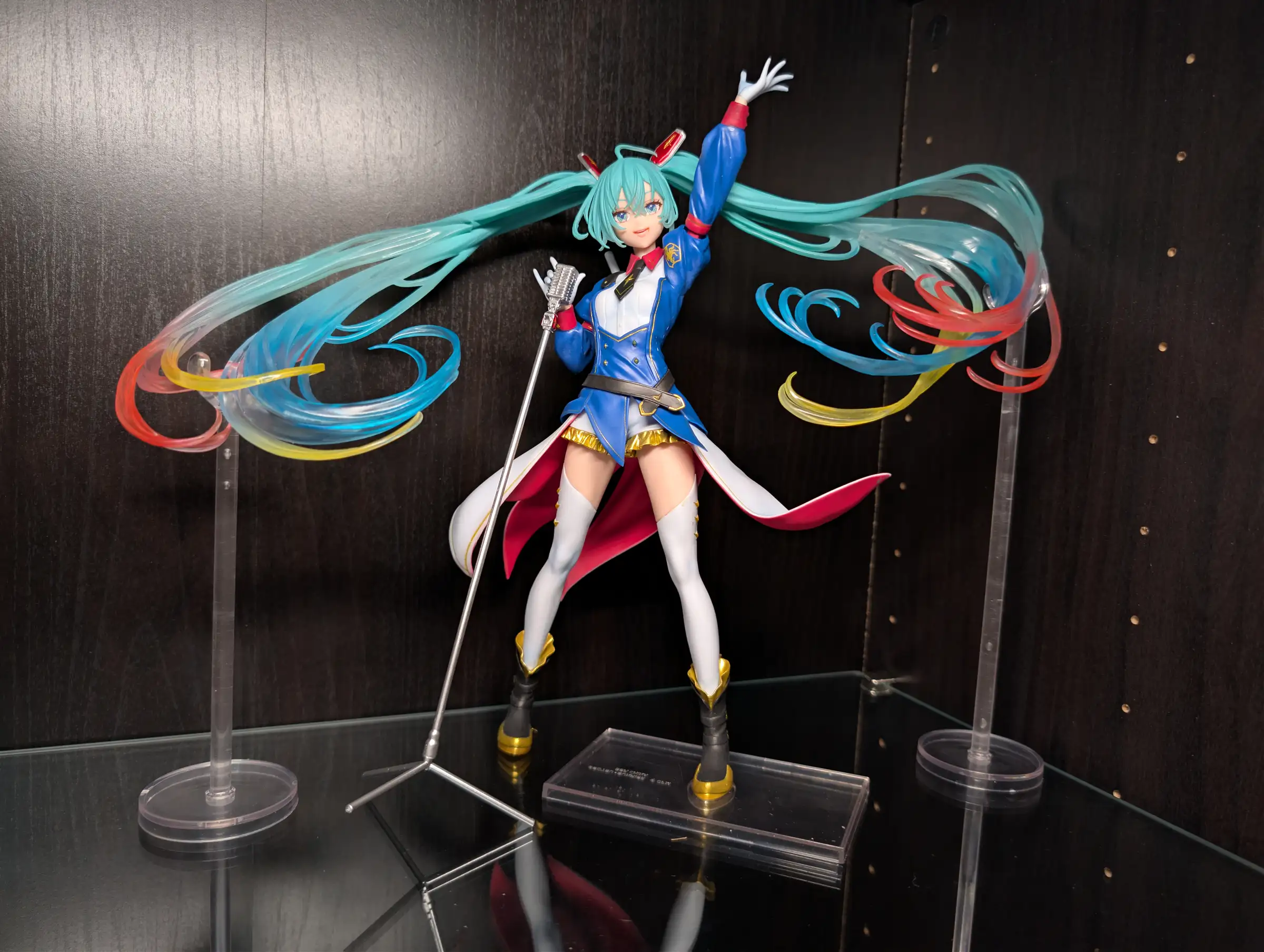Image of figure Gundam Anniversary Miku