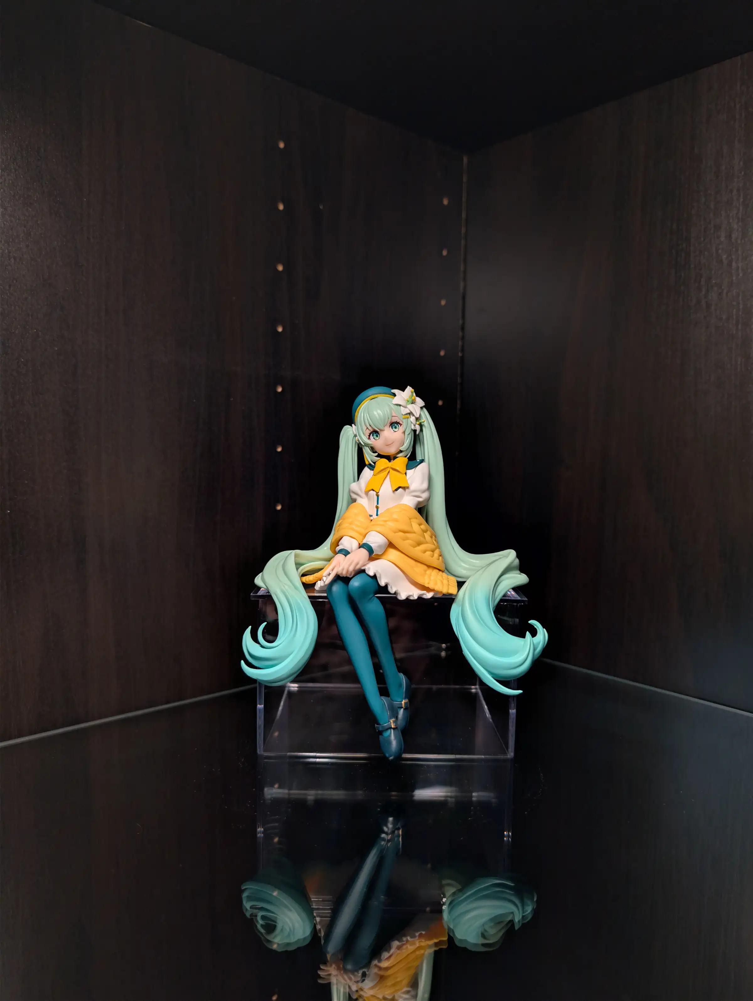 Image of figure Flower Fairy Miku (Lily)