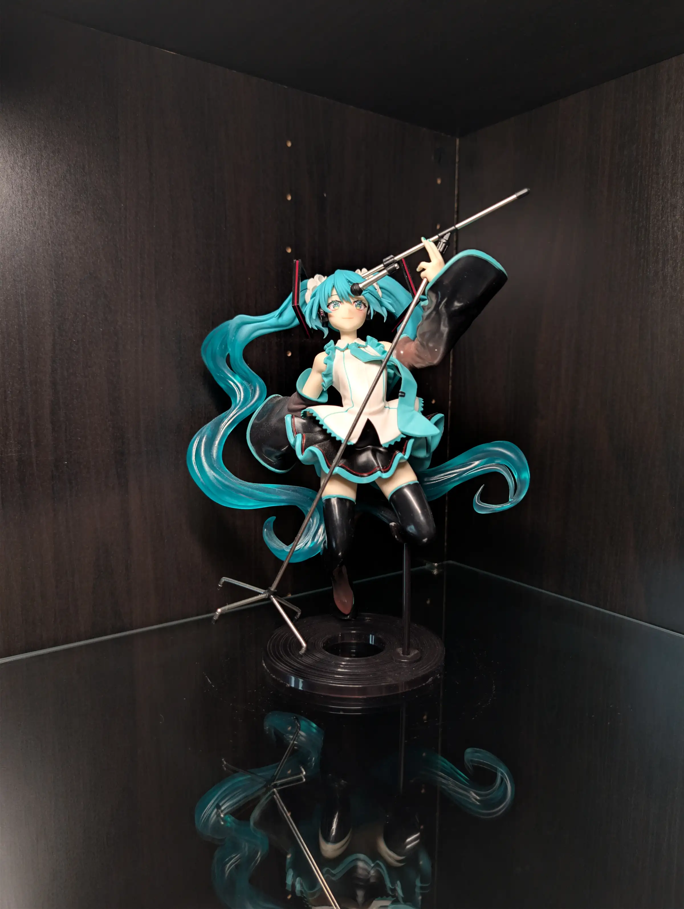 Image of figure Masterpiece Miku