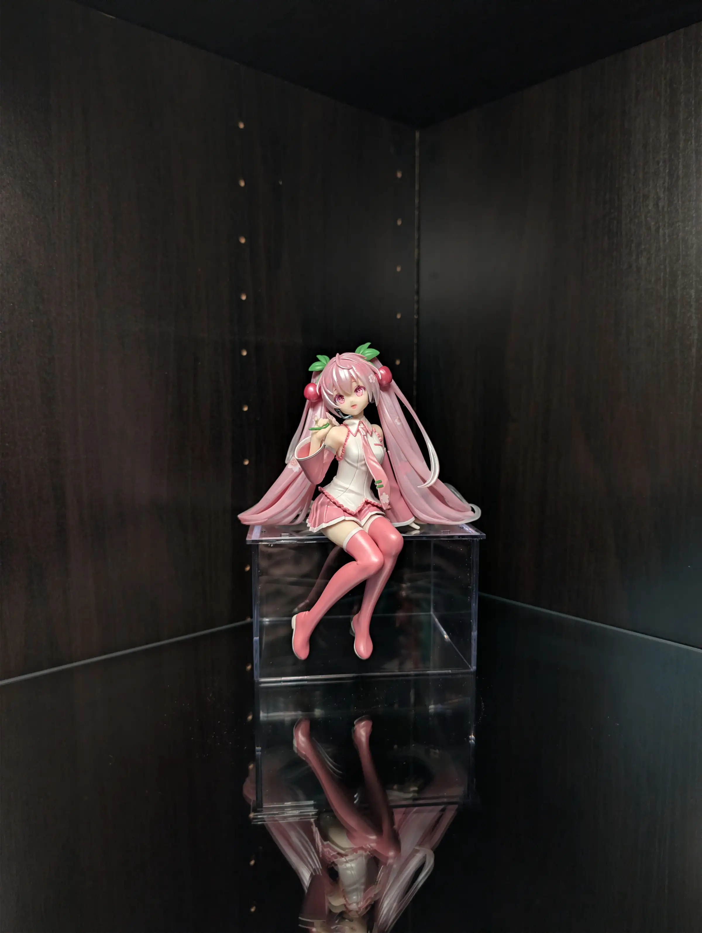 Image of figure Sakura Miku - Noodle Stopper
