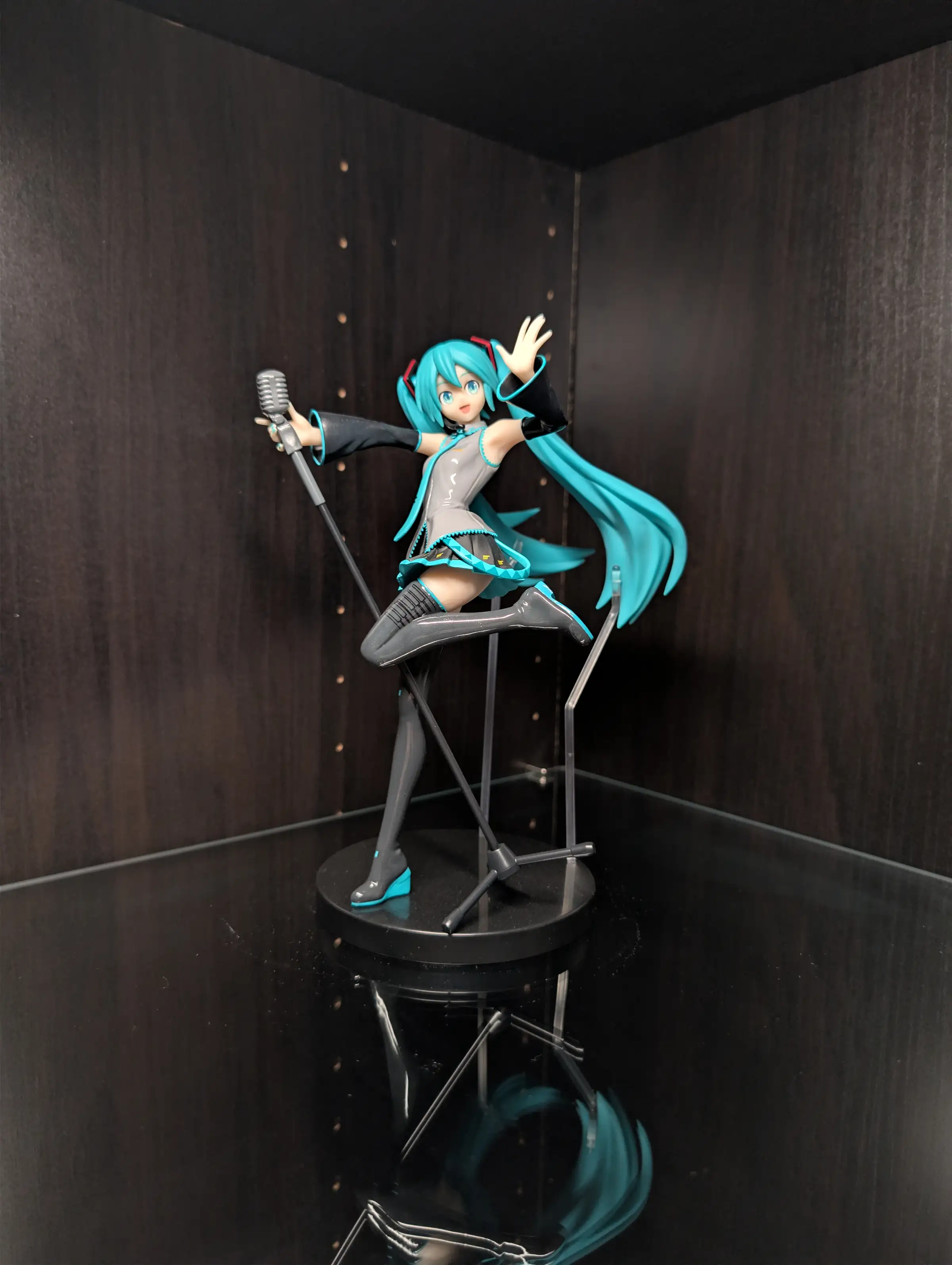 Image of figure Project Diva 15th Miku